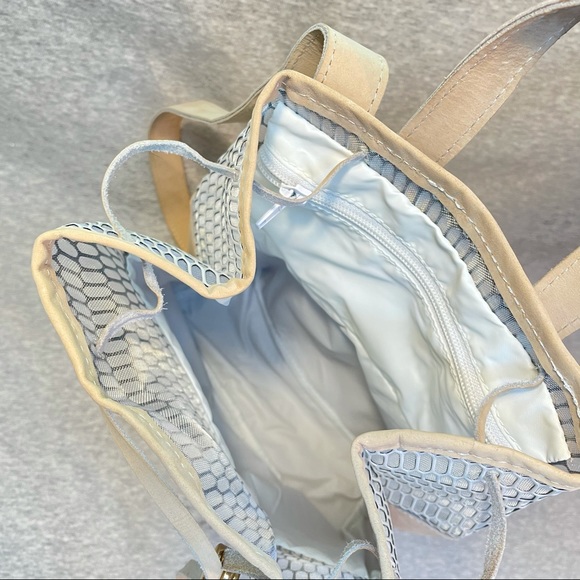 TRUE RELIGION Backpack Beach Bag Drawstring Suede and Mesh Waterproof Liner - Picture 5 of 9